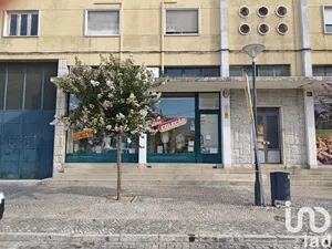 Shop/Premises commercial at Coruche, Fajarda e Erra