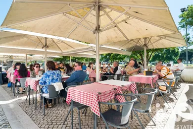 Boutique/Local commercial à Belém