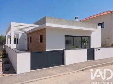 Casa em Fernão Ferro