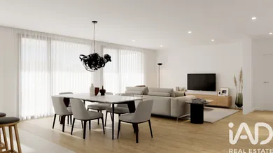 Apartamento T3 em Parceiros e Azoia