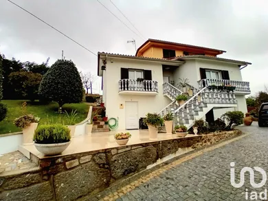 Maison de village  à Esqueiros, Nevogilde e Travassós