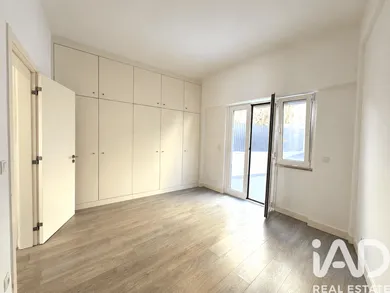 Apartamento T1 em Algés, Linda-a-Velha e Cruz Quebrada-Dafundo