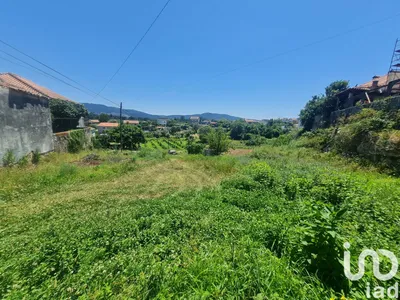 Fotografia 1 de Terreno de 684 m² em Cardielos e Serreleis