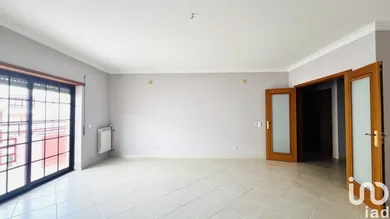 Apartment T4 at Setúbal (São Sebastião)