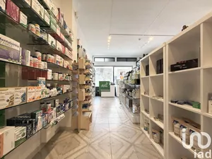 Shop/Premises commercial at Mira