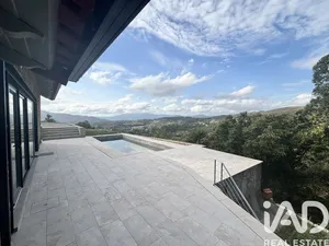 Casa tradicional em Fornelos e Queijada
