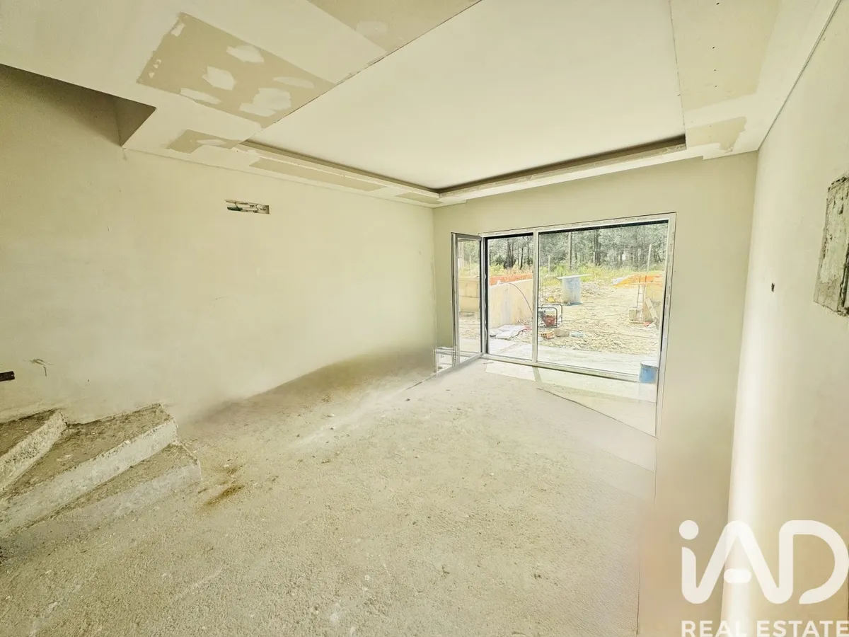 Casa/Moradia de 110 m² em Fernão Ferro