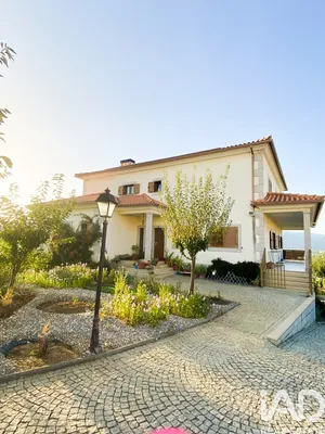 Park home in Folhadela