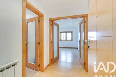 Apartamento T2 em Carcavelos e Parede