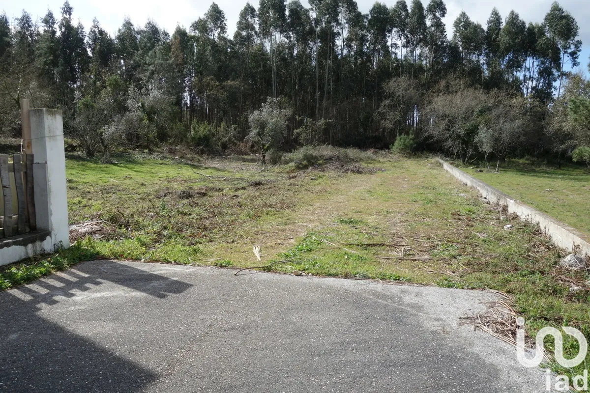 Terreno de 1815 m² em Pedreiras