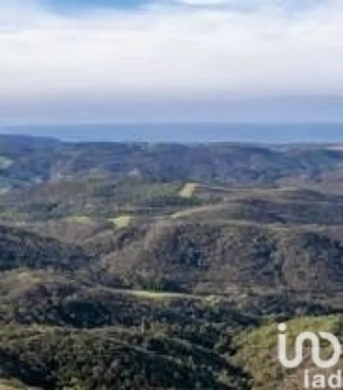Terreno de 336 000 m² em Bordeira