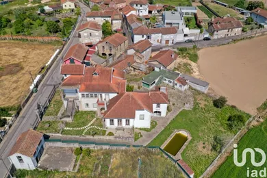 House in Oliveira de Azeméis, Santiago da Riba-Ul, Ul, Macinhata da Seixa e Madail