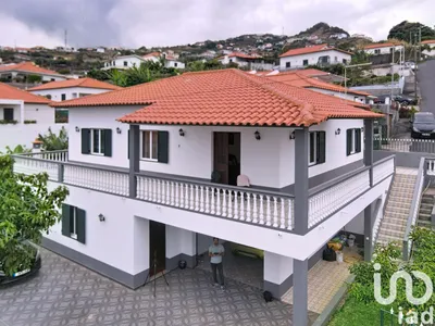 Fotografia 4 de Casa/Moradia de 130 m² em Santa Cruz
