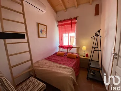 House  in Pias