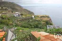 Terreno urbano em Calheta