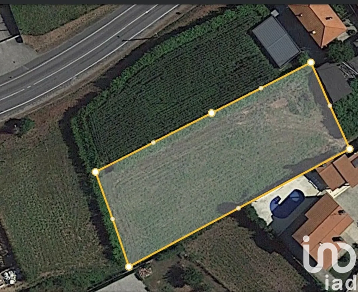 Terreno urbano de 1480 m² em Ganfei
