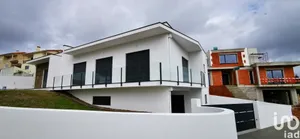 House  at Leiria, Pousos, Barreira e Cortes