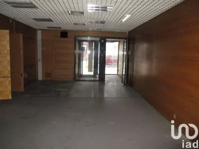 Shop/Premises commercial at Paços de Ferreira