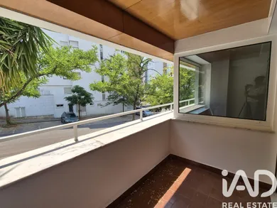Apartamento T3 em Lumiar