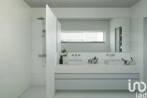 Casa/Moradia  em Igreja Nova e Cheleiros