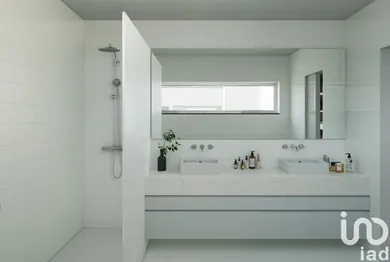 Casa/Moradia  em Igreja Nova e Cheleiros