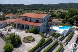 Maison  à Secarias