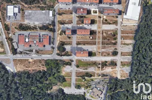 Terreno urbano em Darque