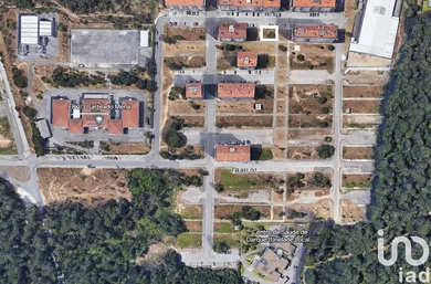 Building plot in Darque