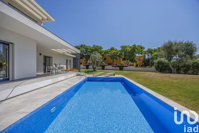 House  in Luz