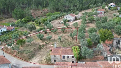 Village house in Podentes