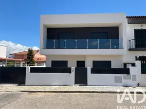 House  in Amora