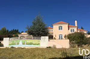 House  at Queluz e Belas