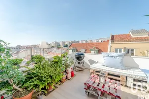 Apartamento T2 em Alcântara