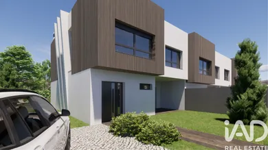 Casa/Moradia  em Rio de Mouro