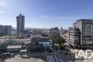 Apartamento T4 em Cedofeita, Santo Ildefonso, Sé, Miragaia, São Nicolau e Vitória