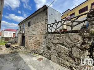 House  at Sanfins do Douro