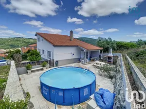 Casa  em Alqueidão da Serra