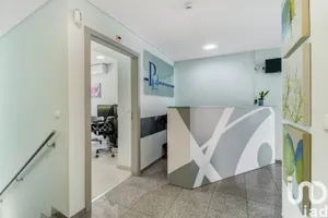 Shop/Premises commercial at Almada, Cova da Piedade, Pragal e Cacilhas