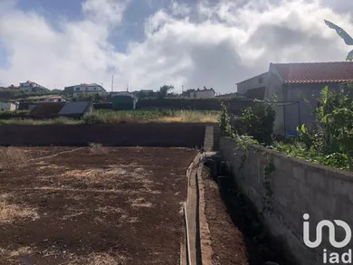 Land  in Canhas