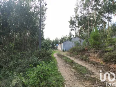 Fotografia 4 de Terreno urbano de 450 m² em Casais da Neve