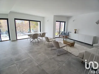 Apartment T2 in Faro (Sé e São Pedro)