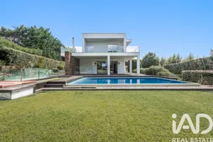 Casa/Moradia  em Sintra (Santa Maria e São Miguel, São Martinho e São Pedro de Penaferrim)