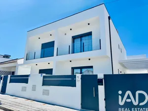 House  in Fernão Ferro