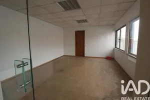 Armazém em Parceiros e Azoia