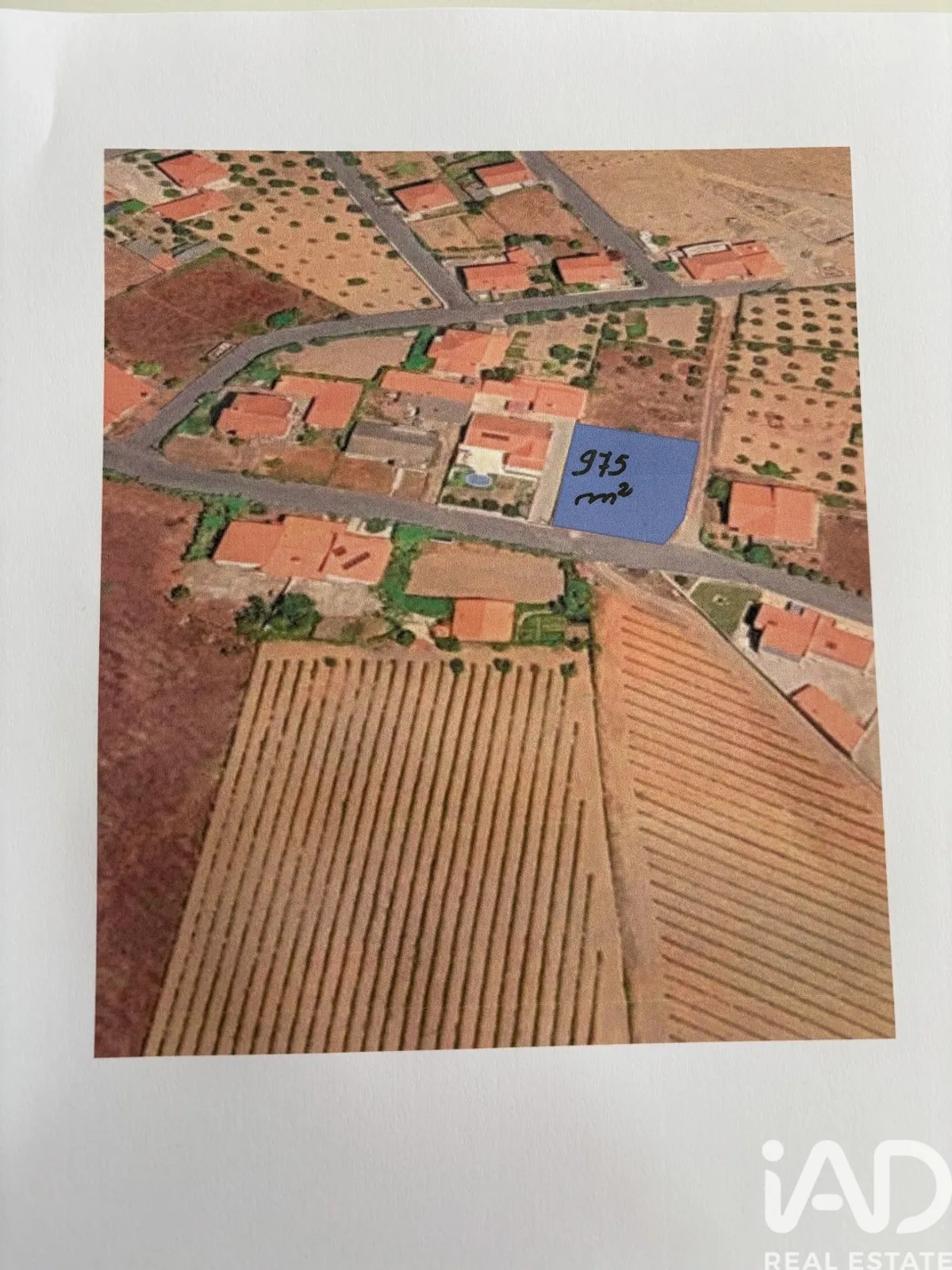 Terreno de 975 m² em Bemposta