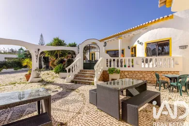 Restaurante em Luz