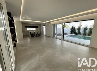 Casa/Moradia em Charneca De Caparica E Sobreda