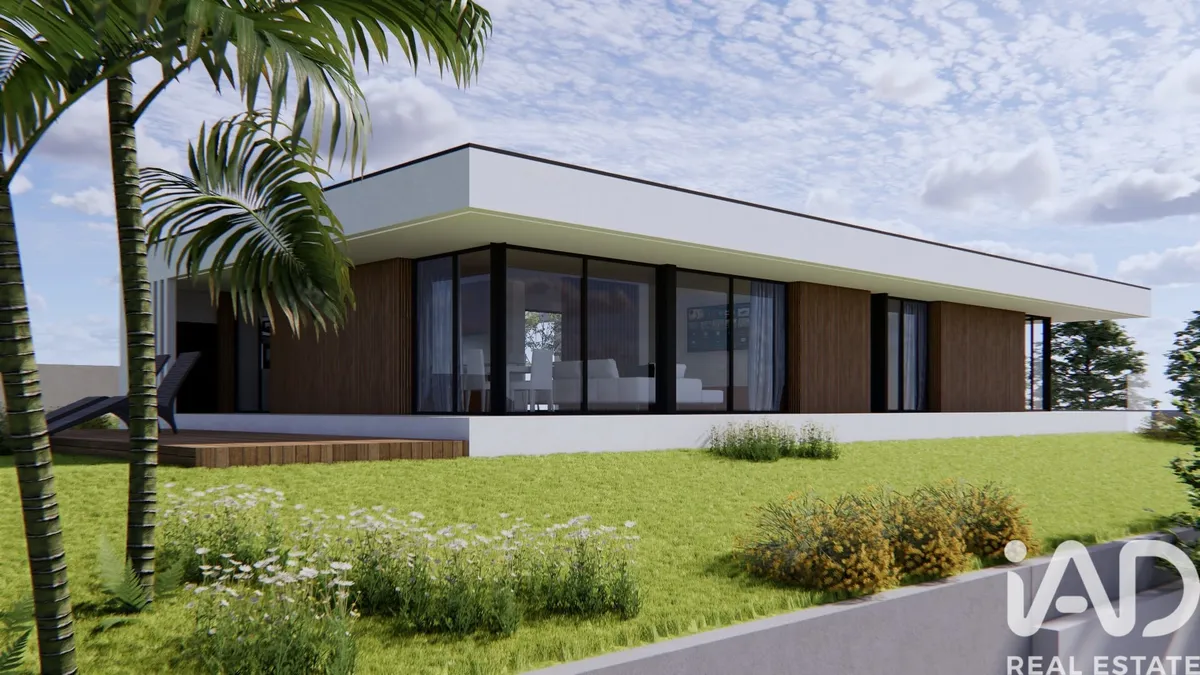 Terreno urbano de 956 m² em Fragoso
