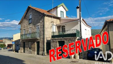 Traditional house in Lajeosa do Mondego
