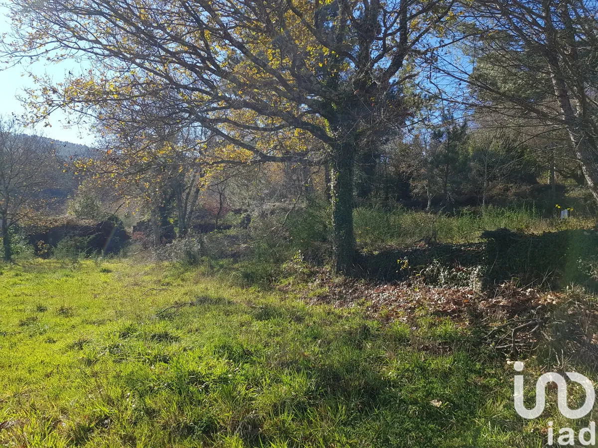 Terreno urbano de 1532 m² em Candemil e Gondar